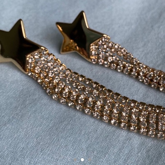 ⭐️ Golden star earrings ⭐️ - Picture 2 of 3